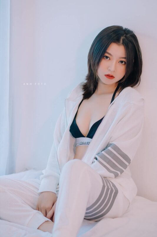 Ngắm bộ ảnh của Hot girl Trang Lucy 2k1 khiến CĐM “chao đảo” | Sexy