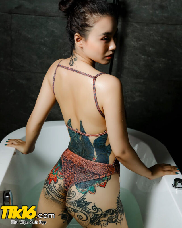 Hình Xăm như tô thêm điểm nhấn cho thân hình sexy của Linh Miu